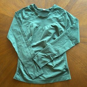 Zella athletic long sleeve t-shirt